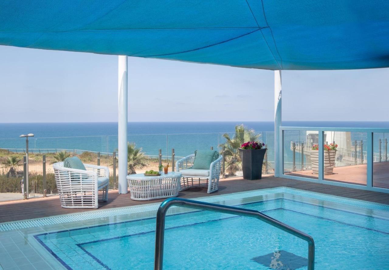 Island Luxurious Suites Hotel And Spa Нетанья Екстер'єр фото
