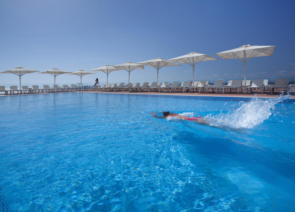 Island Luxurious Suites Hotel And Spa Нетанья Екстер'єр фото