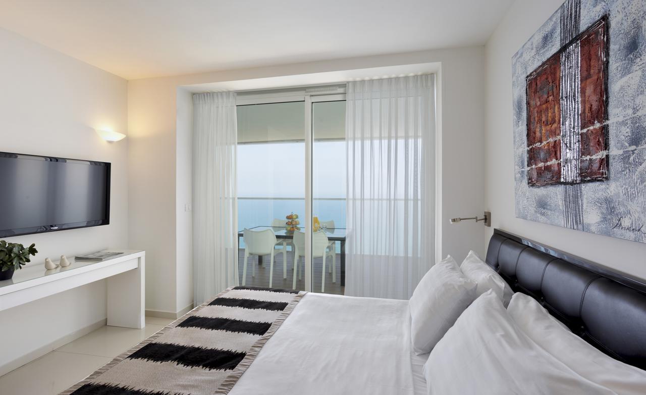Island Luxurious Suites Hotel And Spa Нетанья Екстер'єр фото
