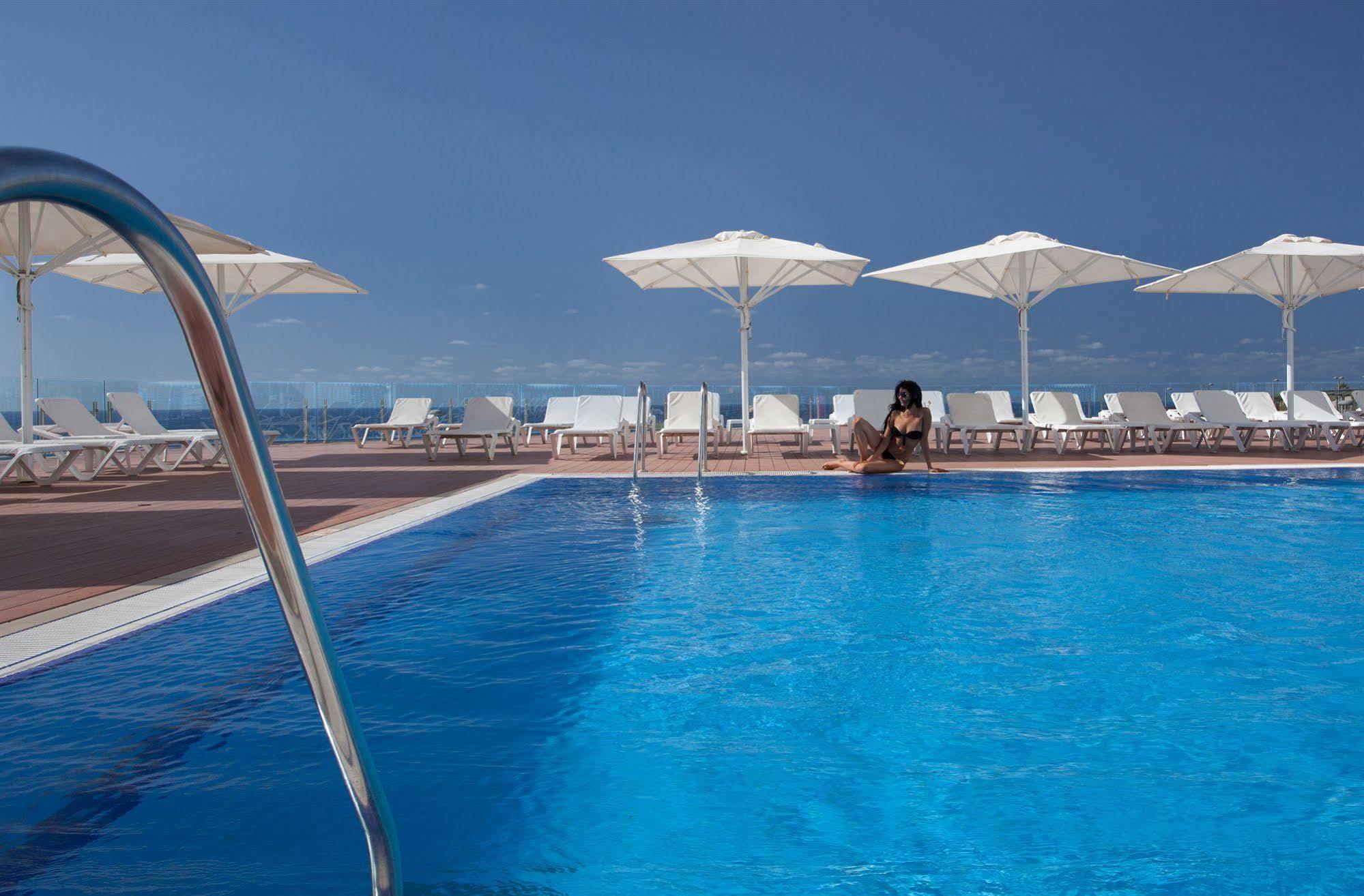 Island Luxurious Suites Hotel And Spa Нетанья Екстер'єр фото