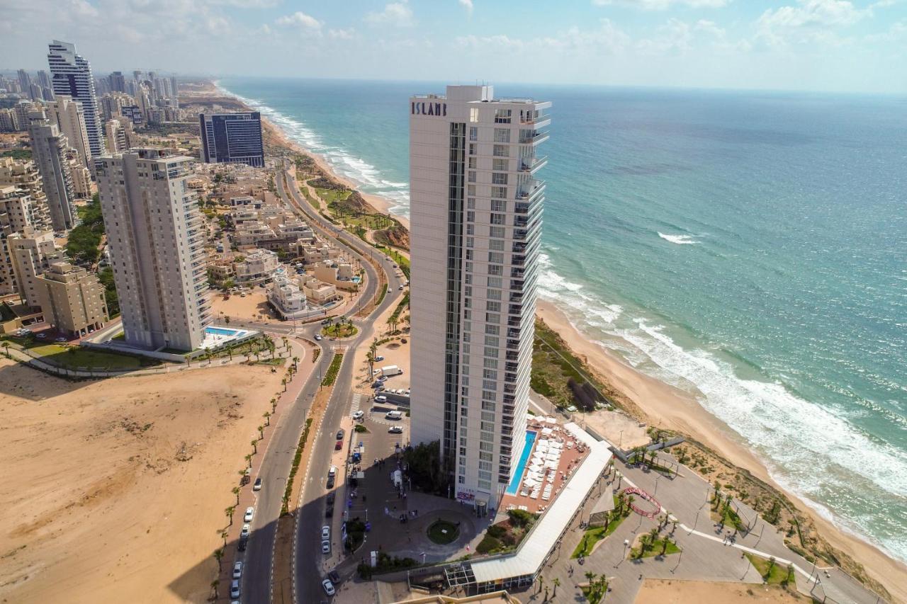 Island Luxurious Suites Hotel And Spa Нетанья Екстер'єр фото