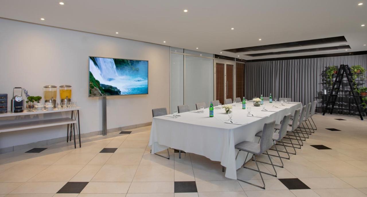 Island Luxurious Suites Hotel And Spa Нетанья Екстер'єр фото